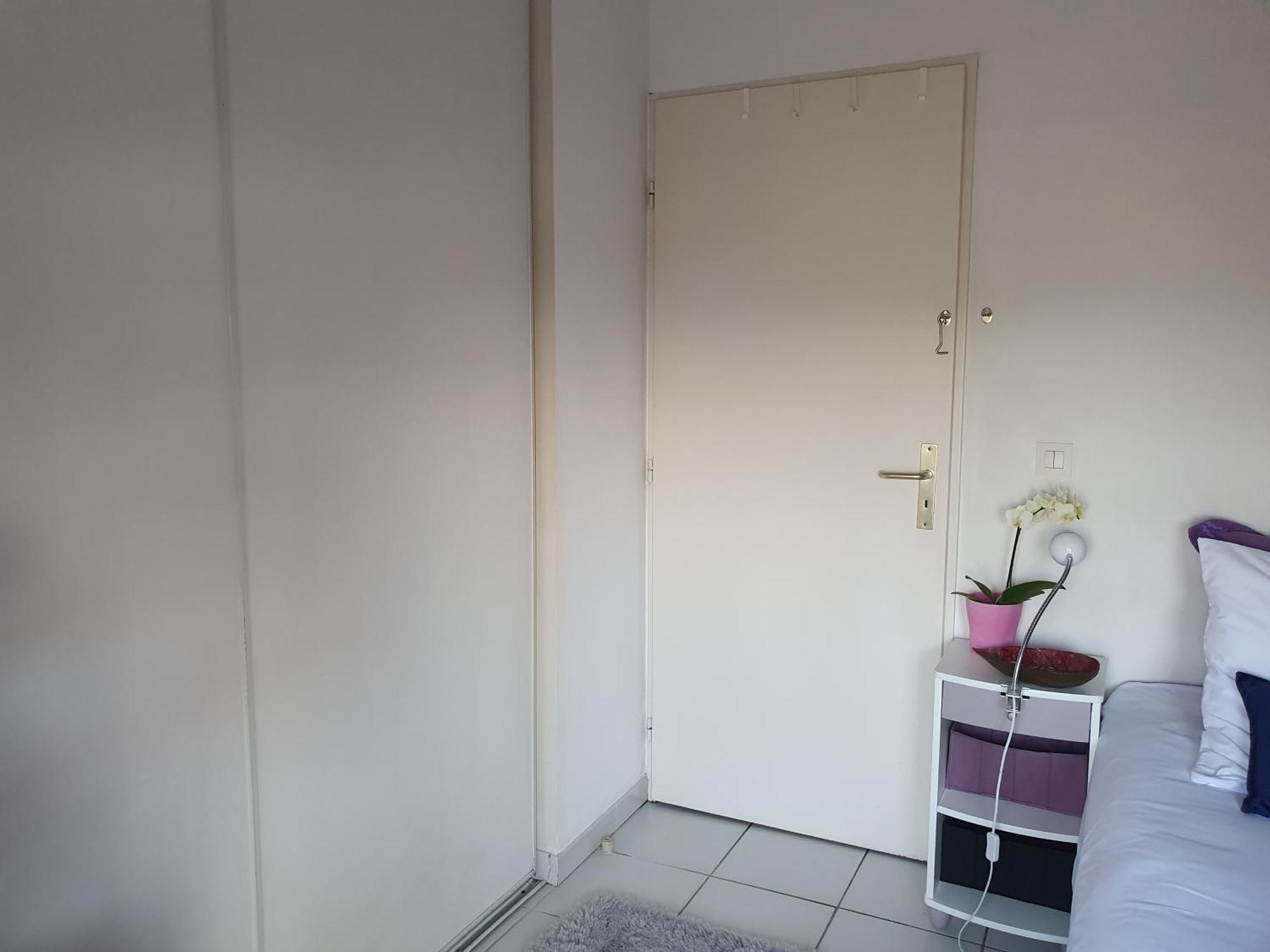 Chambre Lit 180 X 200 Cm Vue Mer Integrale Cannes